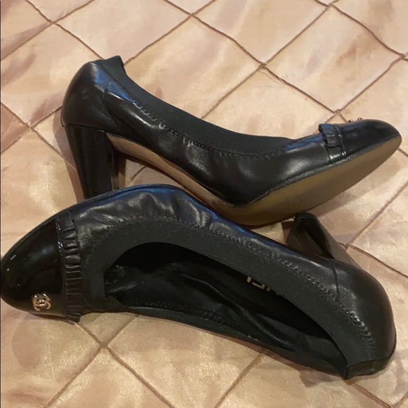 Chanel fabulous black leather heels, size 36.5 - Picture 8 of 12